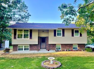7885 Tower Rd, Hillsboro, MO 63050