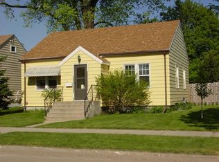 1620 N 6th St, Grand Forks, ND 58203