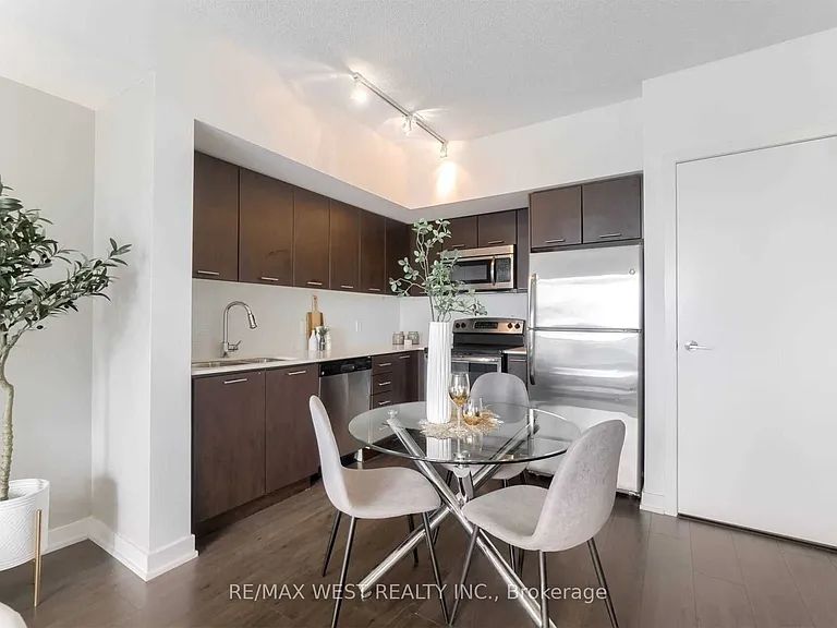 2200 Lake Shore Blvd W #4305 — Photo 13