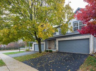 974 Old Oak Cir, Algonquin, IL