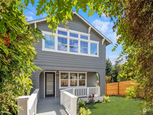 7700 34th Avenue NE, Seattle, WA 98115