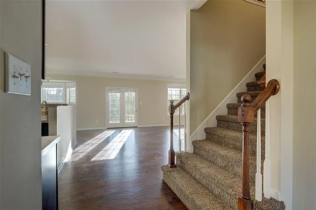 805 Concord Crossing Ln — Photo 9