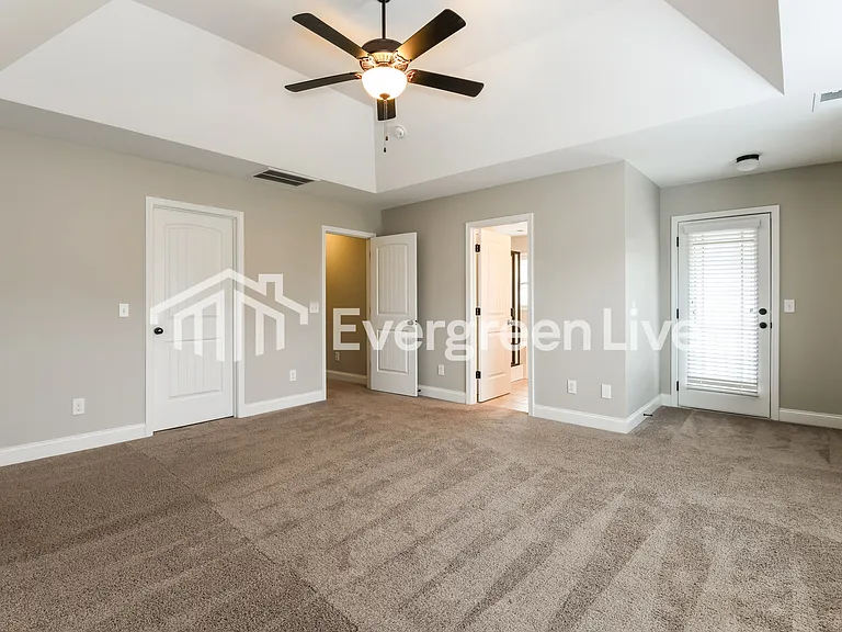 181 Eldon Dr — Photo 6