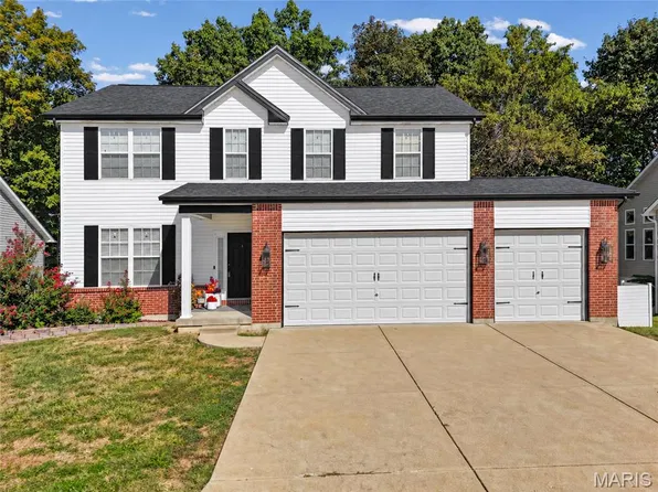 1819 Iron Mountain Dr, Festus, MO 63028