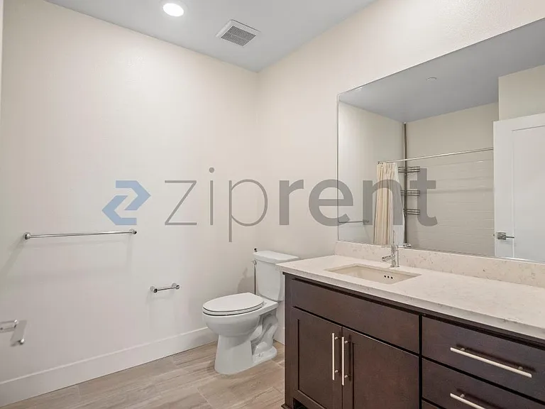 460 Montague Expy #40 — Photo 25