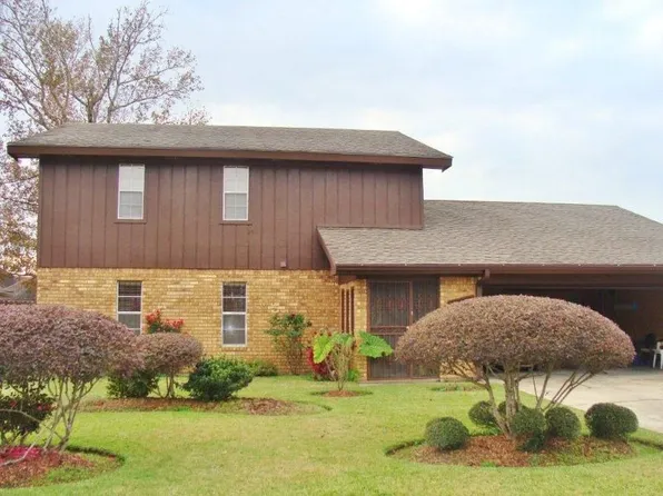 1113 Cathy St, Lake Charles, LA 70615