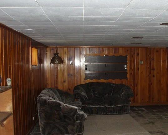 2nd image of 410 S Shannon St