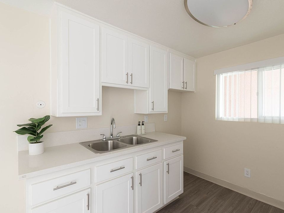 Beautiful Apartments for Rent in Riverside CA 3439 Anderson Ave