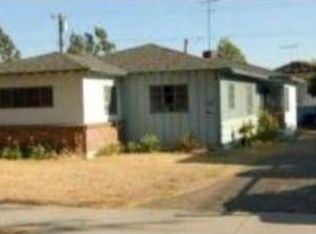 636 E 7th St, Upland, CA 91786