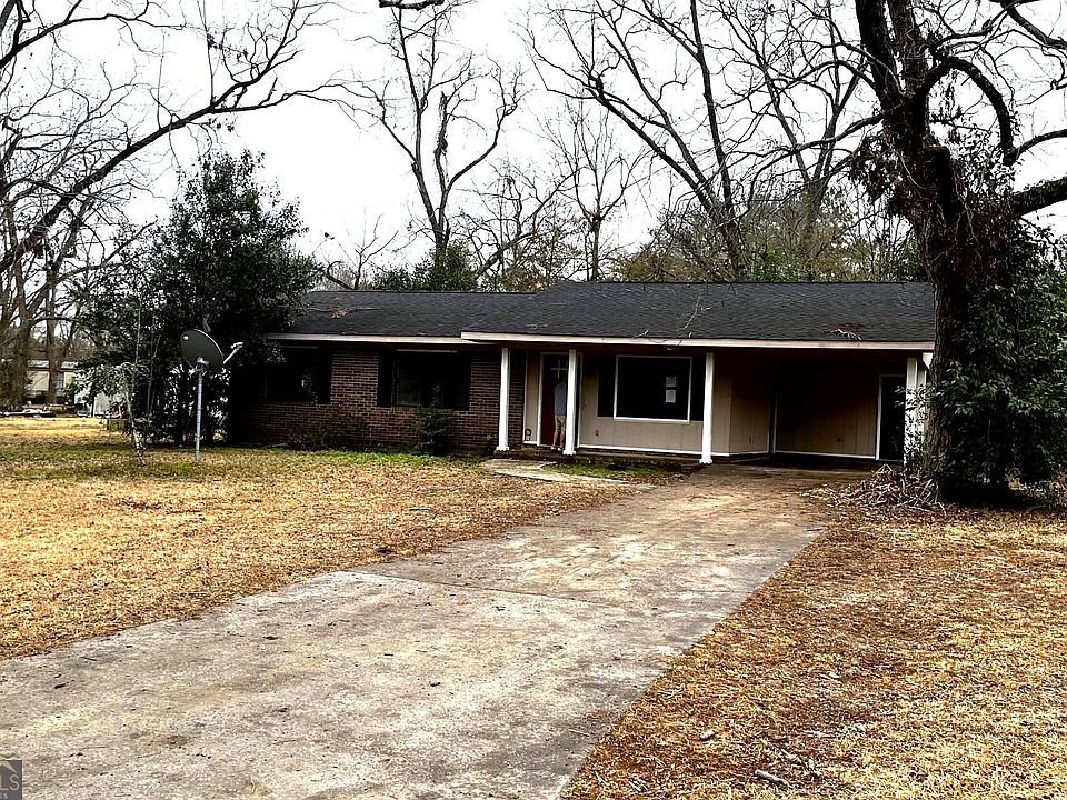 1st image of 103 Strawberry Ct