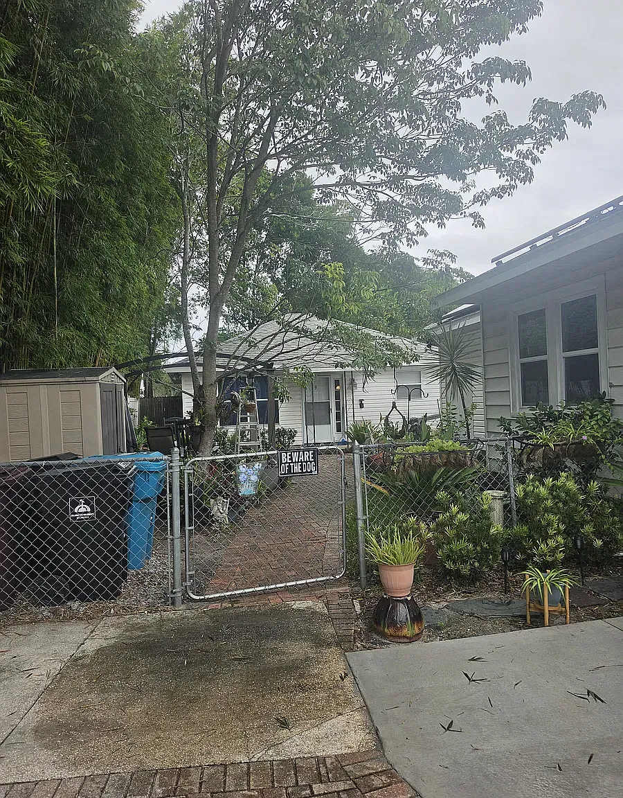 1 bed, 800 sqft, $1,700 — Photo 1