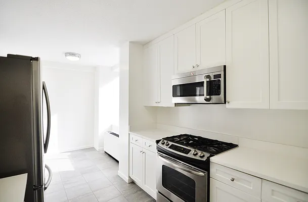 Rented by Nest Seekers International | media 4