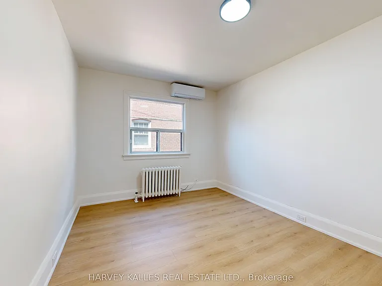 1216 Avenue Rd #1 — Photo 20