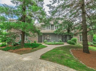 6222 Pine Tree Ct, Long Grove, IL 60047