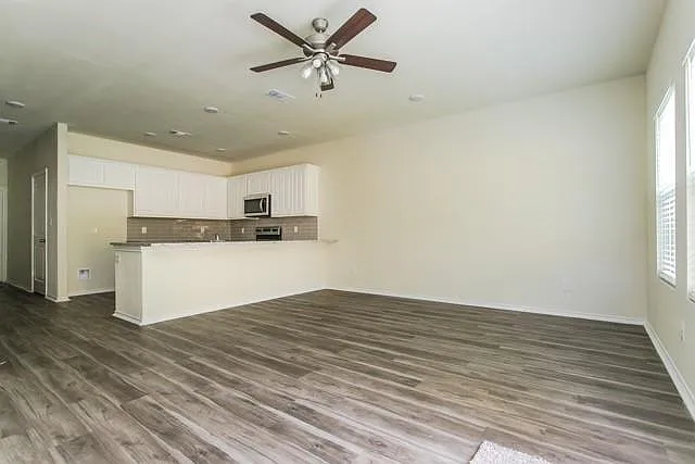 690 Union St #2 — Photo 9