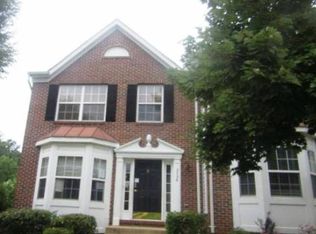 3734 Matura Ln, Woodbridge, VA 22192