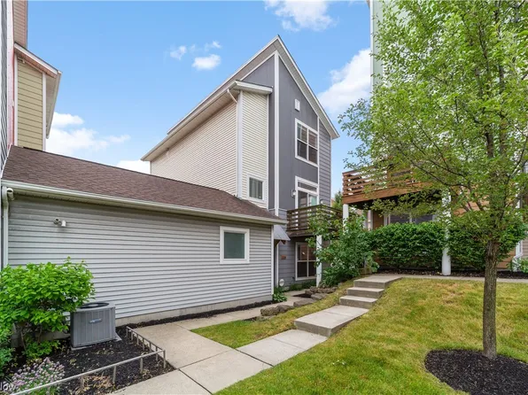 2530 W 7th St, Cleveland, OH 44113