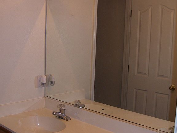his & hers sinks in Master bedroom