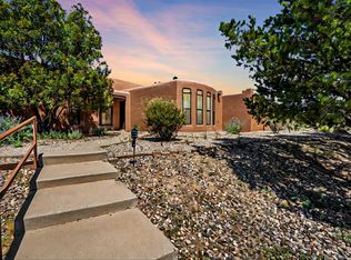 2 Zia Trl, Corrales, NM 87048
