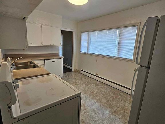 5th image of 5801 W 12th St #0