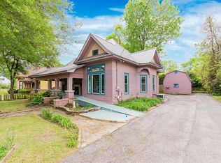 203 Lawrence Ave, Terrell, TX 75160