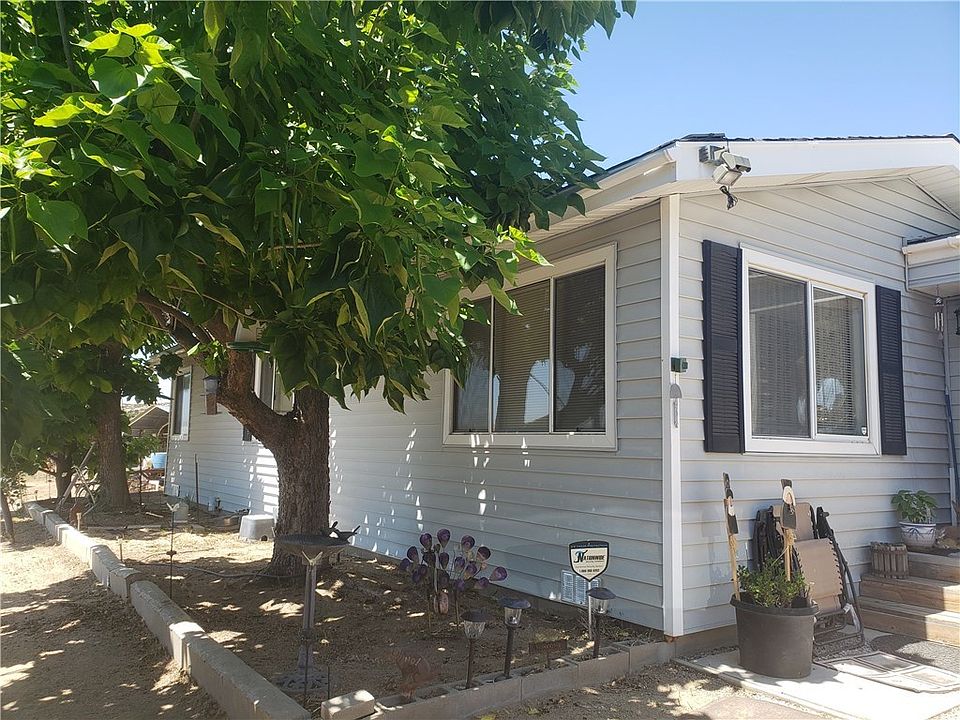 1st image of 42947 Wildwood Ln
