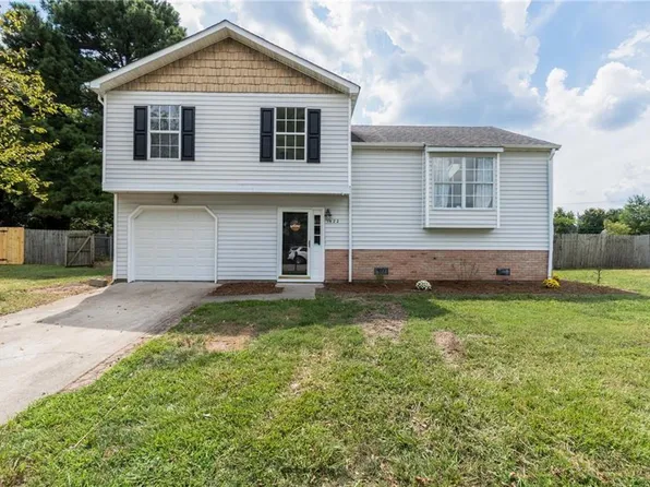 1422 Keaton Way, Chesapeake, VA 23321