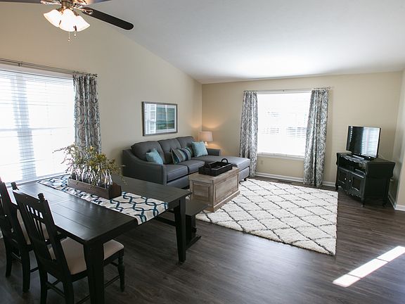front family room and dining