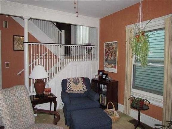 2nd image of 302 Highland Ave