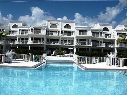 5th image of 799 W Ocean Dr Unit 206