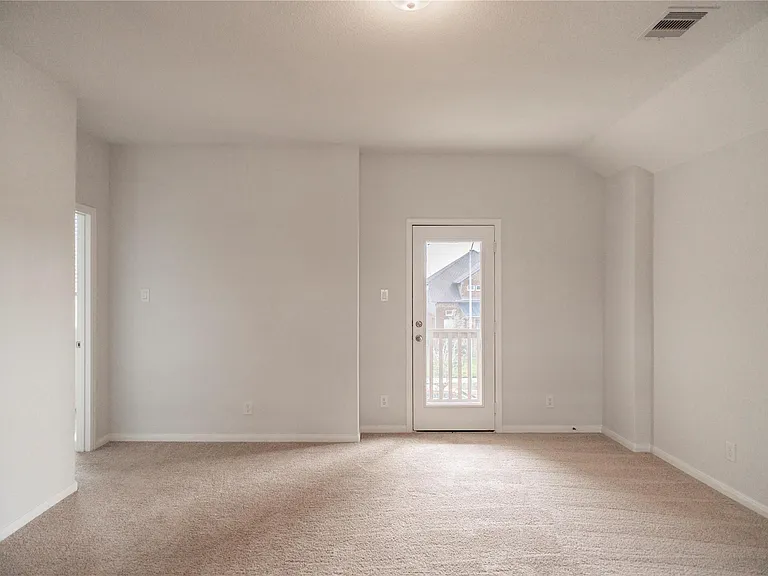 208 Cambria Green Ln — Photo 9