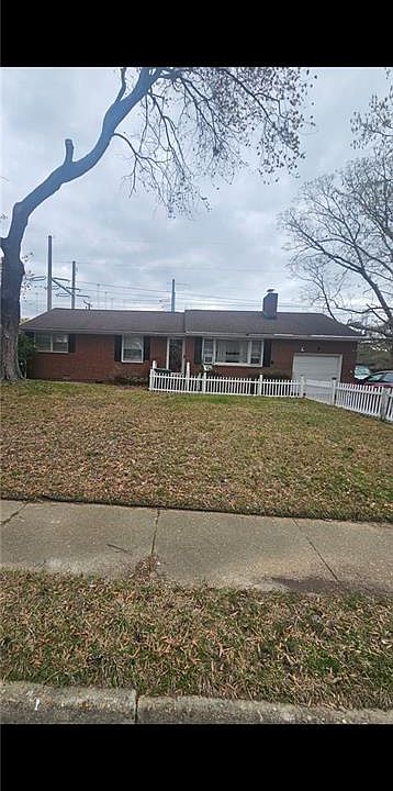 1st image of 334 Brout Dr