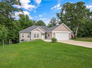23 Chaucer Dr, Bella Vista, AR 72714