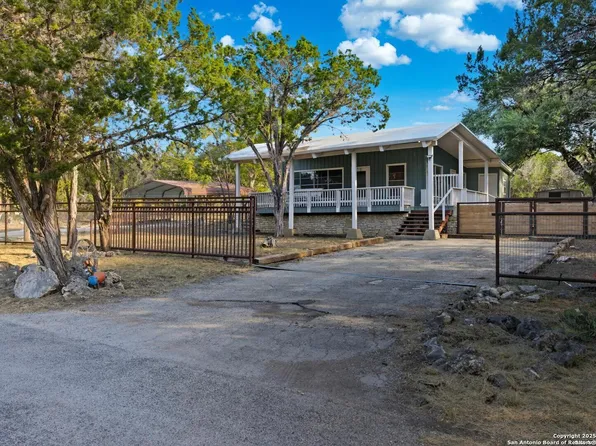 1134 Burning Tree, Spring Branch, TX 78070