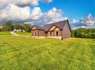 40 Ellie Way, Ellijay, GA 30536