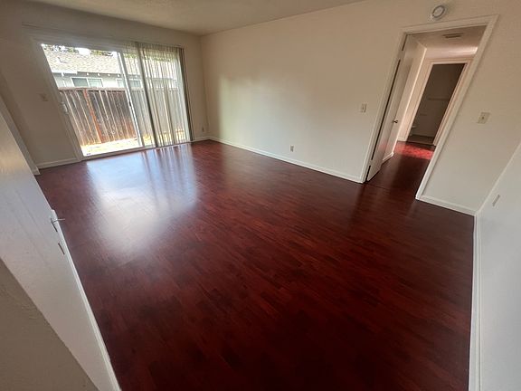 3rd image of 3696 Flora Vista Ave #3
