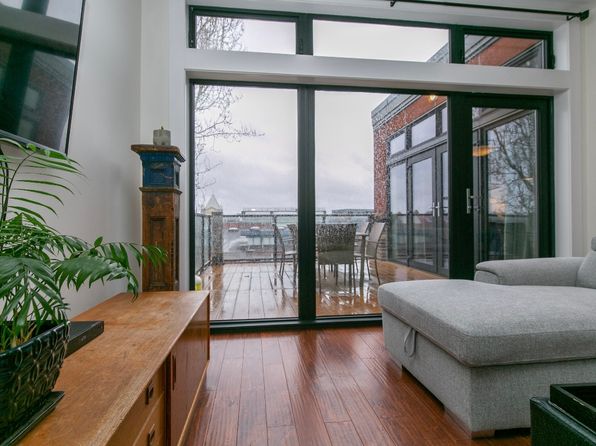 538 Yates St #401, Victoria, BC V8W 1K8