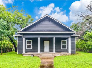 805 N Virginia St, Terrell, TX 75160