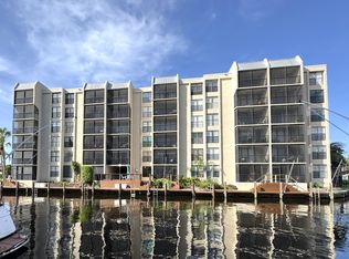 12 Royal Palm Way #2040, Boca Raton, FL 33432