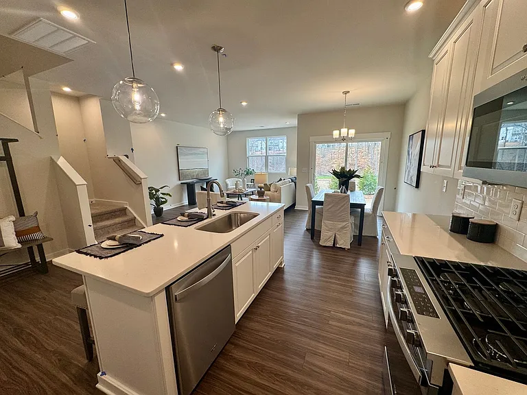 3105 Finchborough Ct — Photo 6