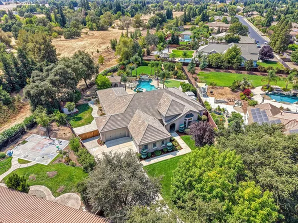 9356 Secretariat Ln, Elk Grove, CA 95624