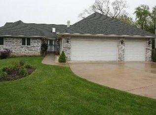 7N211 Medinah Rd, Medinah, IL 60157