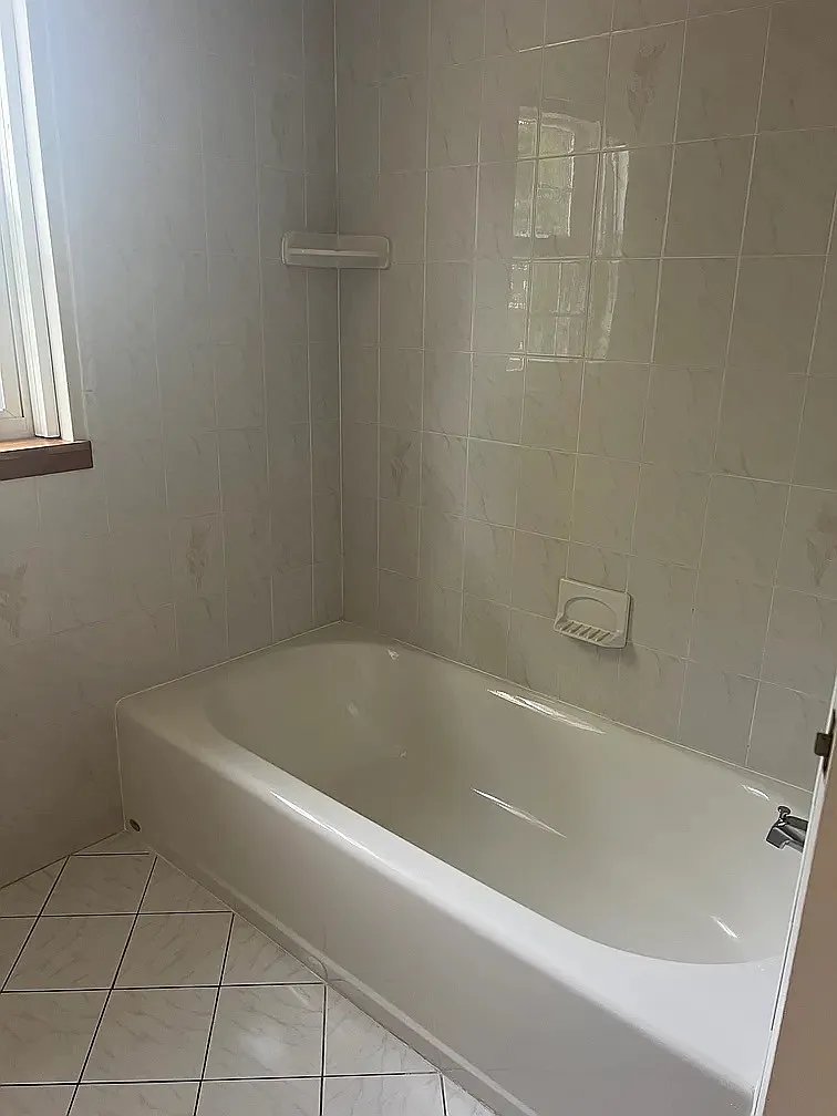 4 bed, 1700 sqft, $3,000 — Photo 1