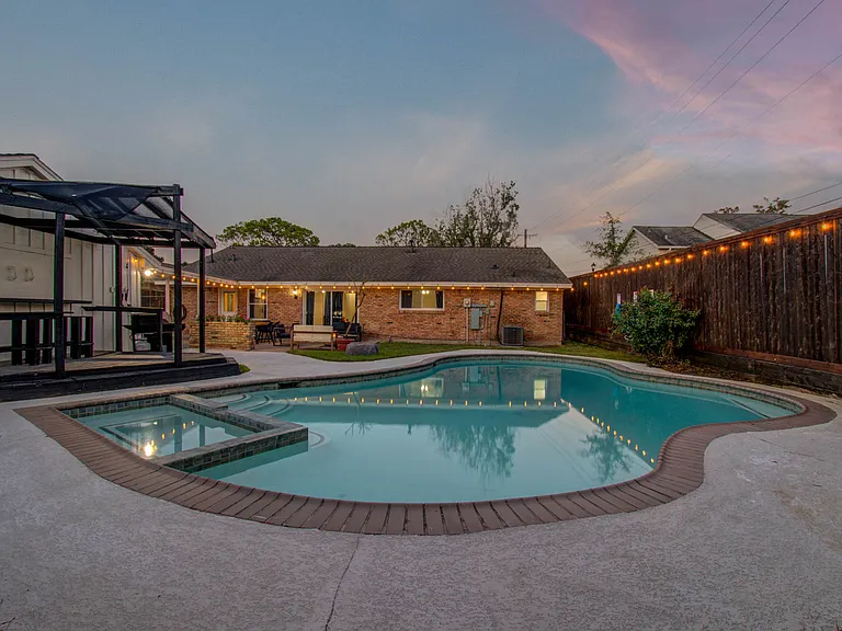 9306 Bassoon Dr — Photo 30