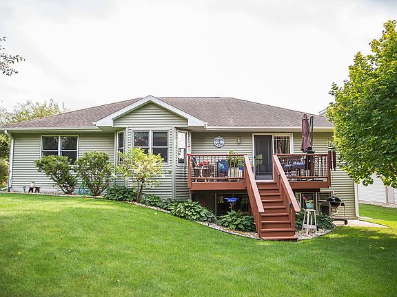 5th image of 369 E Riverdale Dr