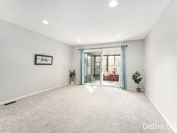 3rd image of 233 Bona Vista Dr NW
