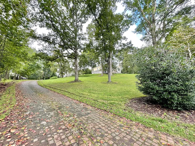 1474 Freeman Dr — Photo 48