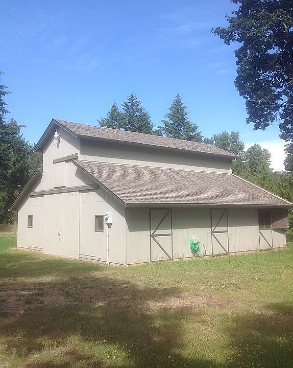 1st image of 11140 SE Oak Dr