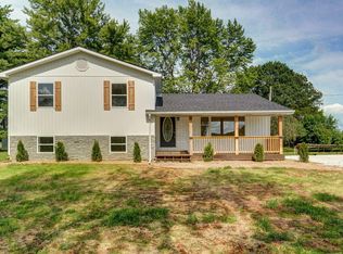 7208 Farm Rd 133, Springfield, MO 65803