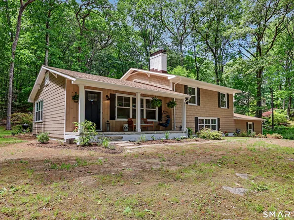 24 Wills Road, Newtown, CT 06470